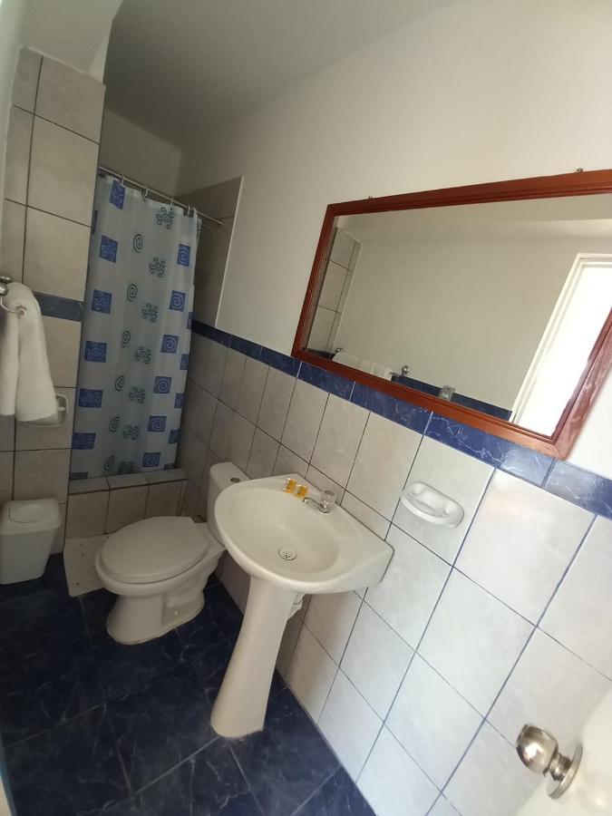 Hostal Los Frayles Paracas Luaran gambar
