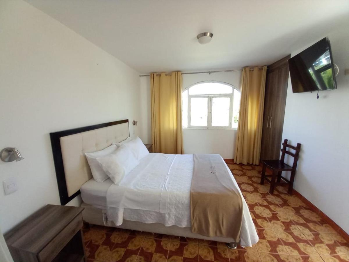 Hostal Los Frayles Paracas Luaran gambar