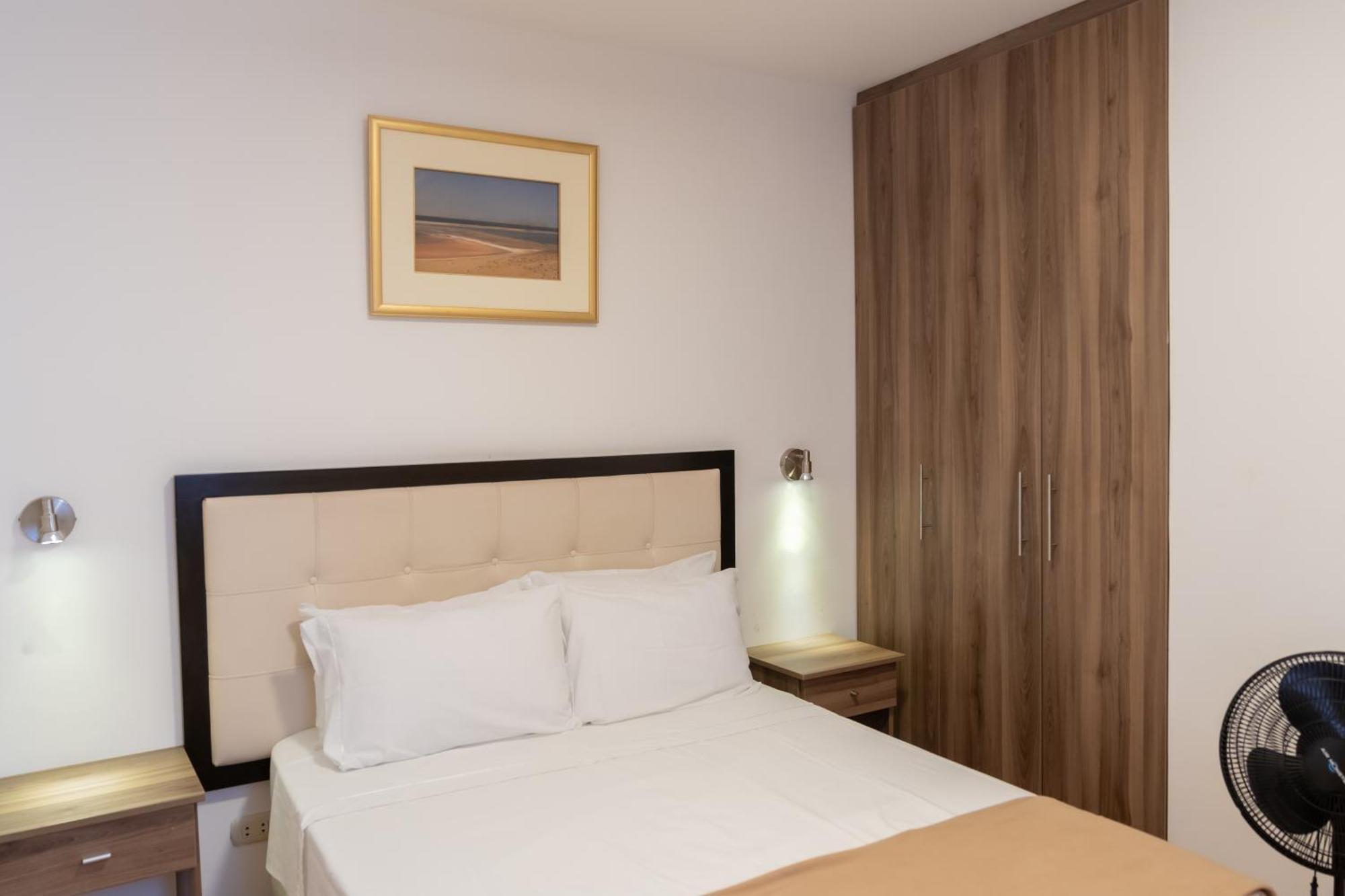 Hostal Los Frayles Paracas Luaran gambar
